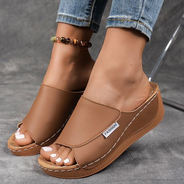 🔥Last Day Promotion 50% OFF - Women's Comfortable Thick Sole Arch Support Leather Slippers