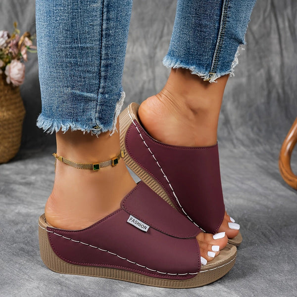 🔥Last Day Promotion 50% OFF - Women's Comfortable Thick Sole Arch Support Leather Slippers